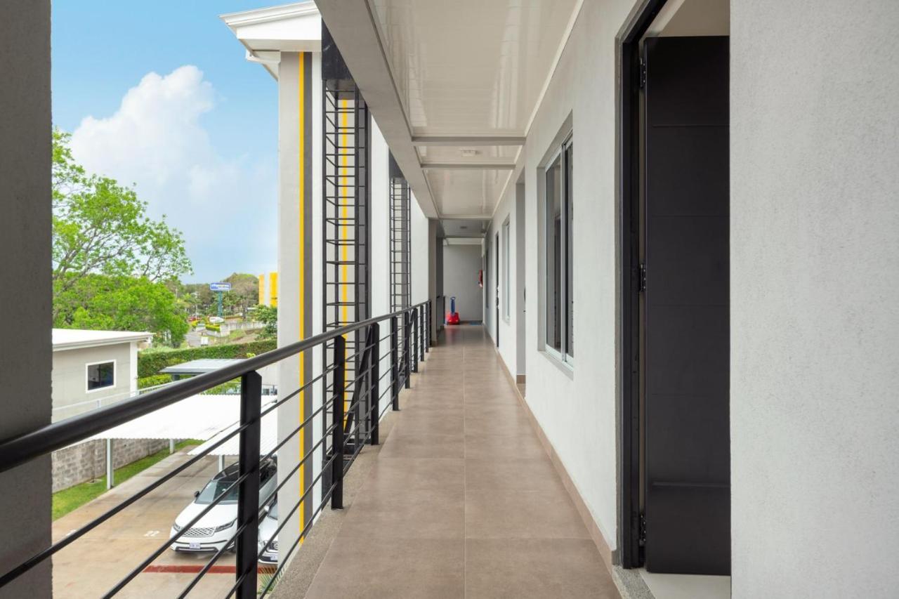 Boulevard Park Apto #27 - 2Bdrm - Selena Segura 에레디아 외부 사진