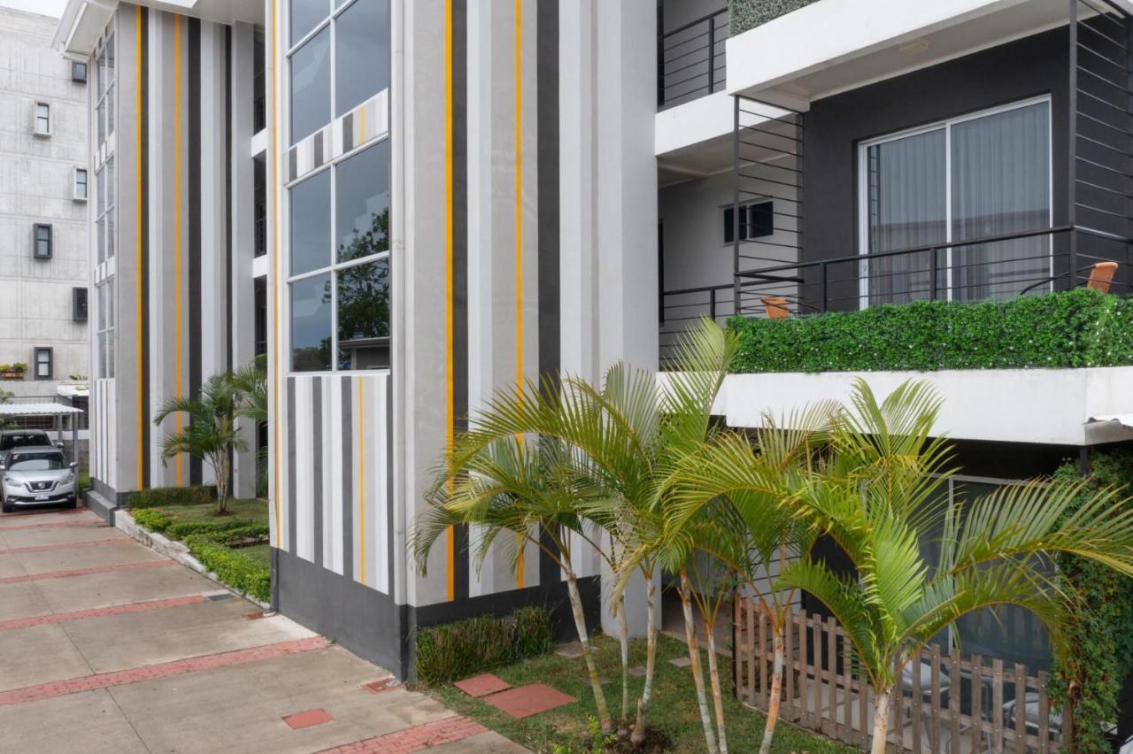 Boulevard Park Apto #27 - 2Bdrm - Selena Segura 에레디아 외부 사진