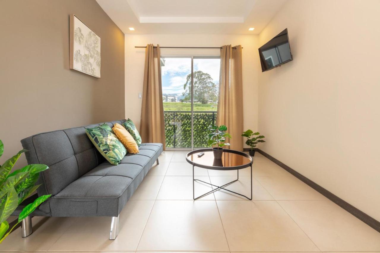 Boulevard Park Apto #27 - 2Bdrm - Selena Segura 에레디아 외부 사진