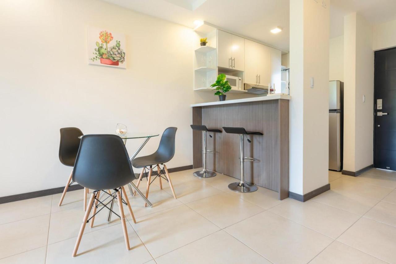 Boulevard Park Apto #27 - 2Bdrm - Selena Segura 에레디아 외부 사진