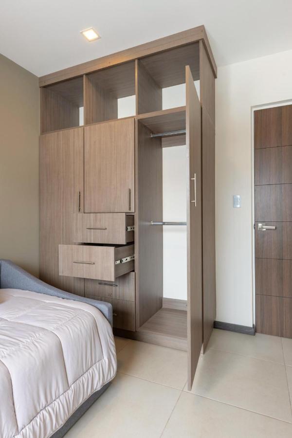 Boulevard Park Apto #27 - 2Bdrm - Selena Segura 에레디아 외부 사진