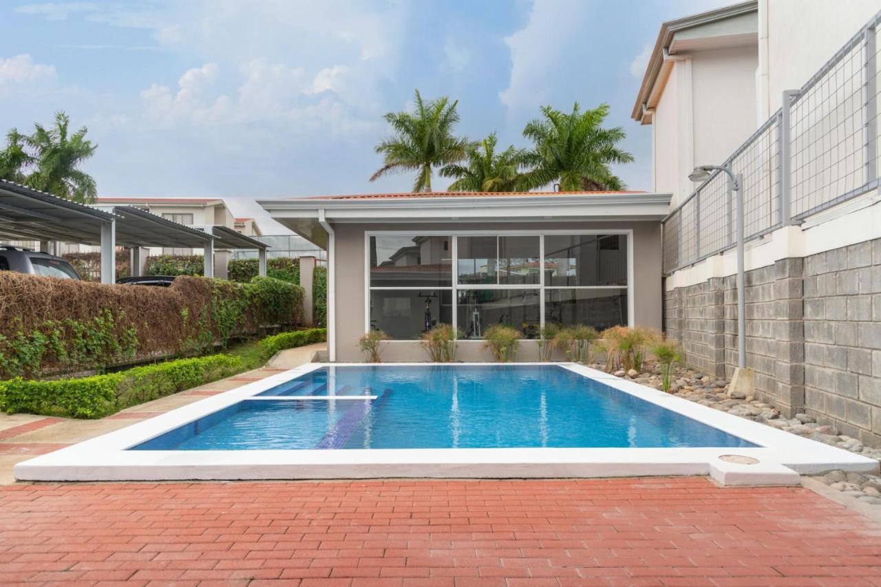 Boulevard Park Apto #27 - 2Bdrm - Selena Segura 에레디아 외부 사진